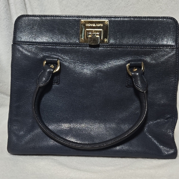 Michael Kors Vintage NAVY Satchel Gold MK HDWR Classic Elegance Soft Leather HTF - Picture 4 of 16